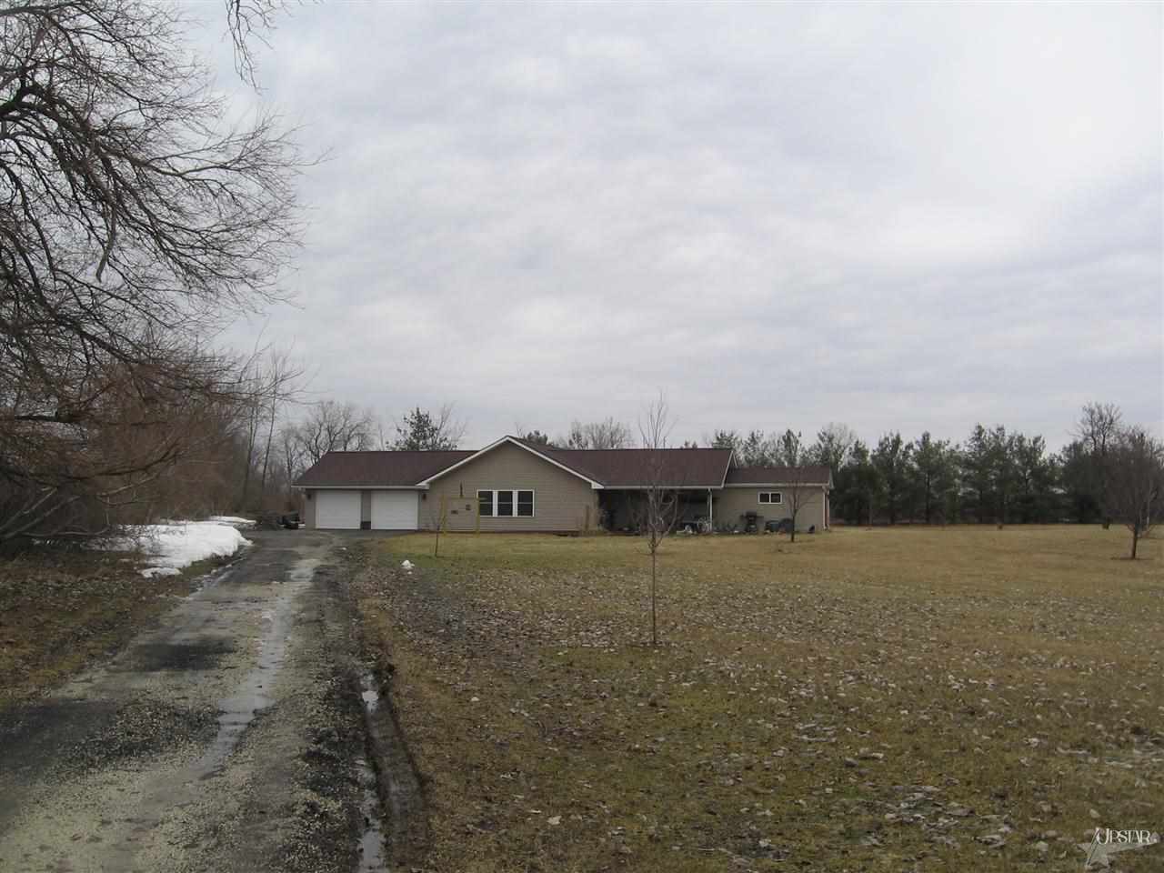 2327 E 500 N, Columbia City, IN 46725 photo 2