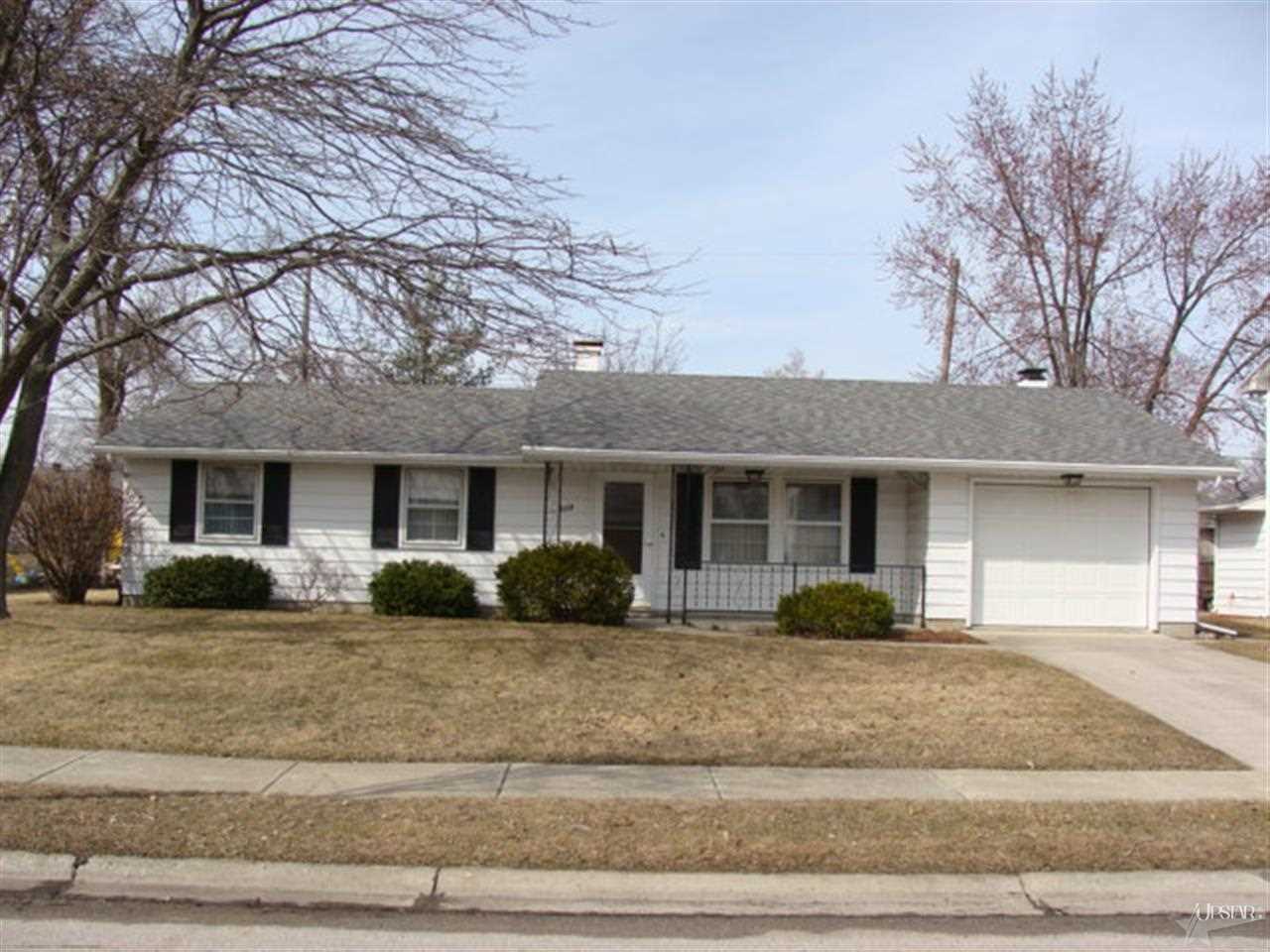 5117 Camelot Dr, Fort Wayne, IN 46815 photo 1