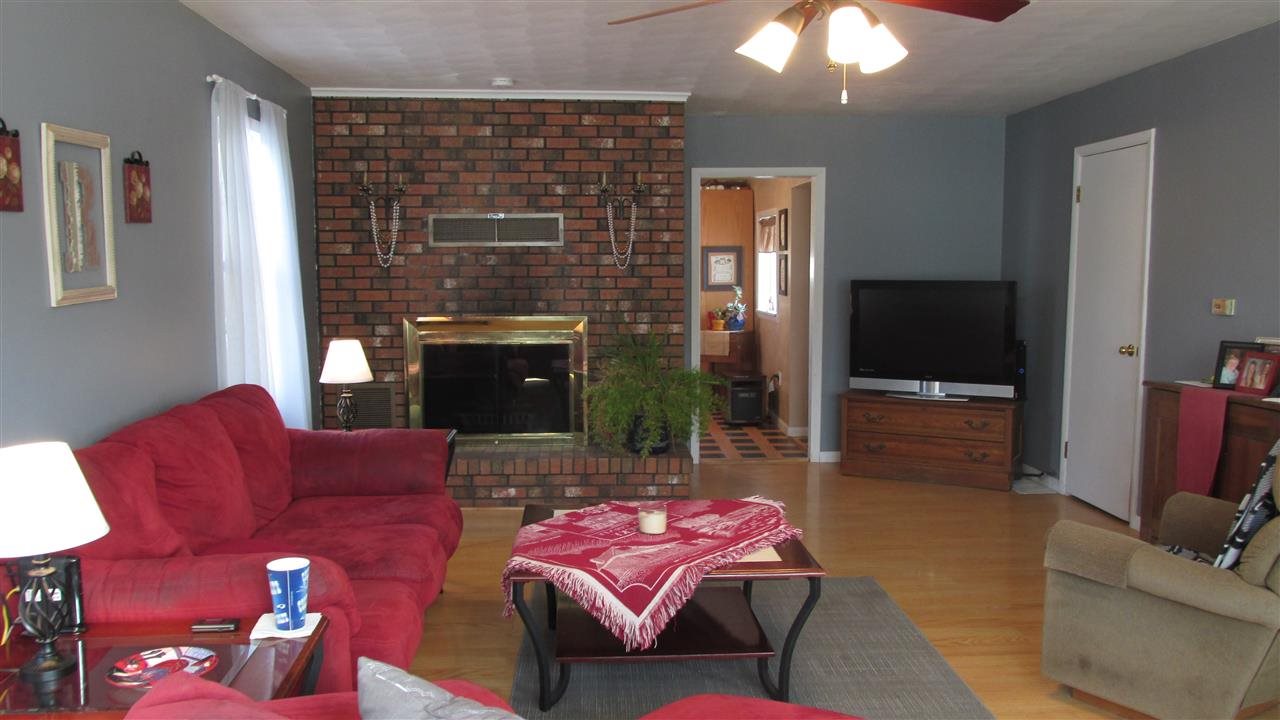 6954 Jefferson St, Westpoint, IN 47992 photo 2
