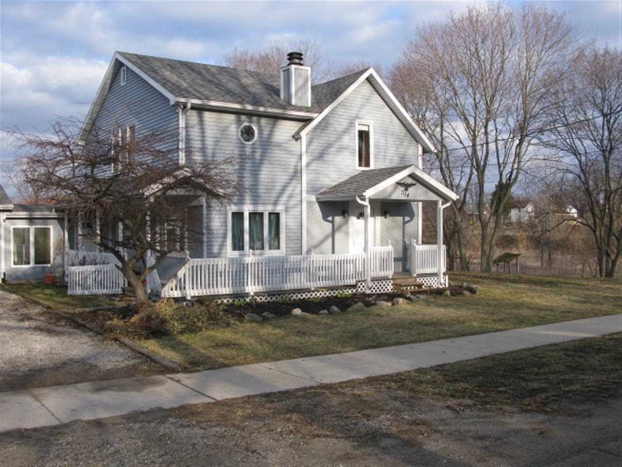 314 3rd St, Saint Joe, IN 46785 photo 1