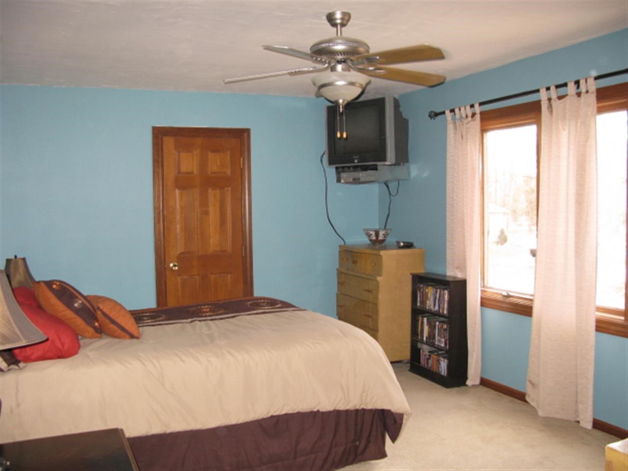 314 3rd St, Saint Joe, IN 46785 photo 9