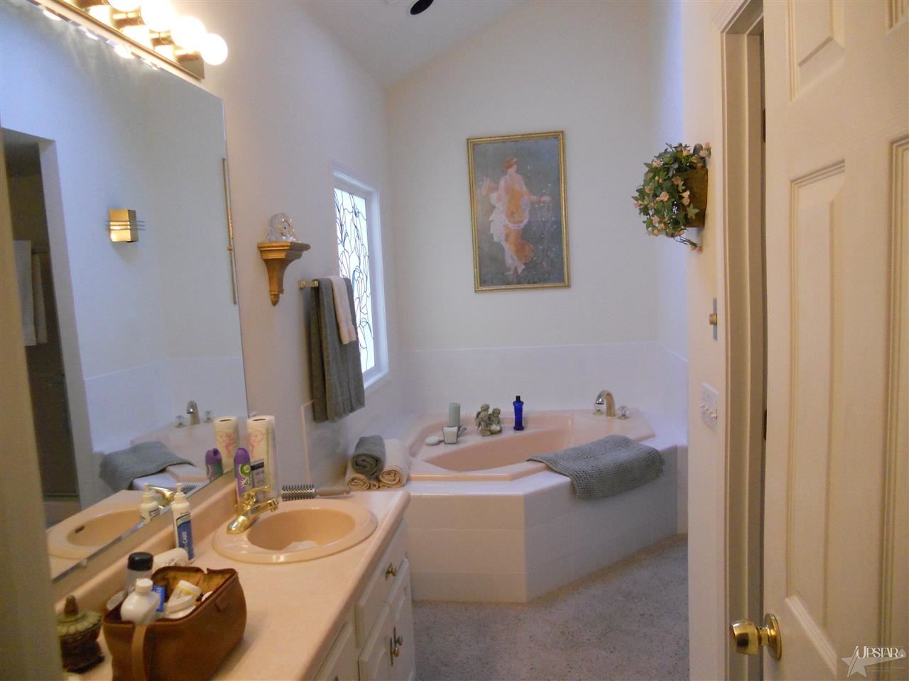 10108 Ethen Ct, Fort Wayne, IN 46825 photo 11