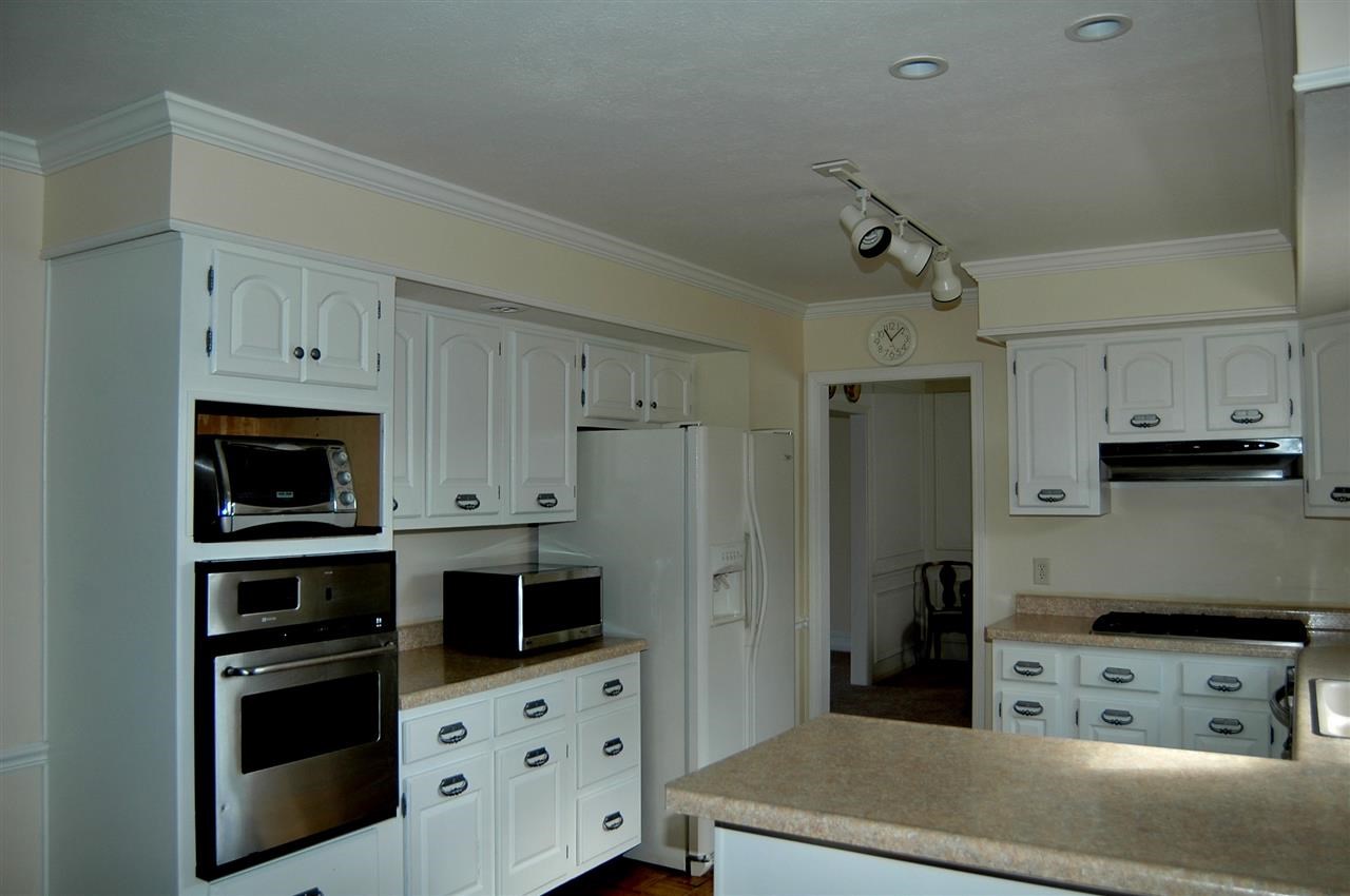 50960 Briarwood Ct, Granger, IN 46530 photo 7