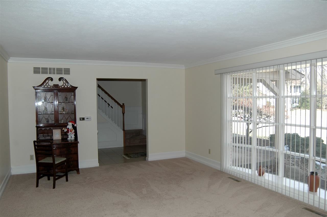 50960 Briarwood Ct, Granger, IN 46530 photo 4