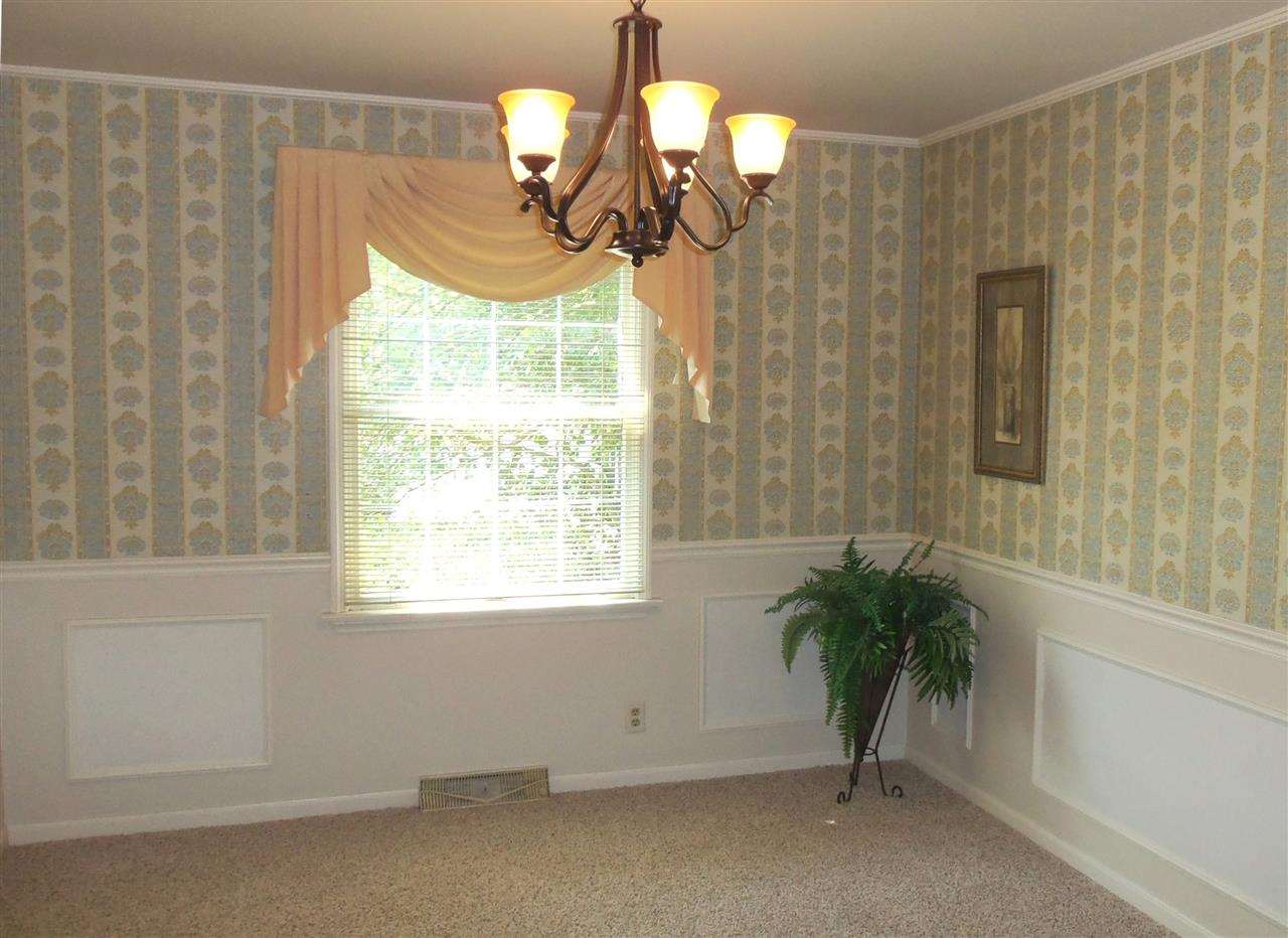 521 Kirkwood Dr, Evansville, IN 47715 photo 7
