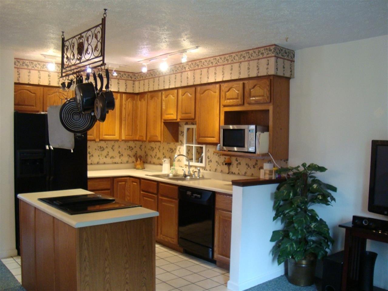 406 Drake Rd, Galveston, IN 46932 photo 6
