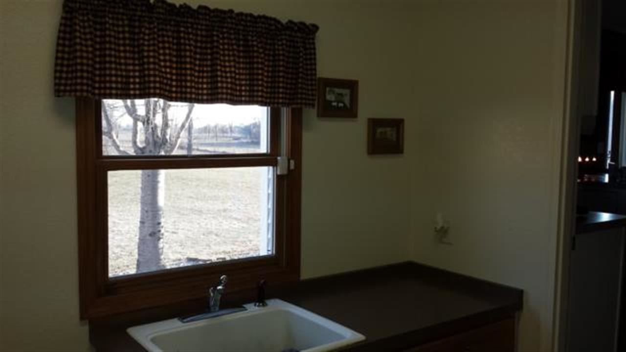 977 Highfield Ct, Middlebury, IN 46540 photo 14