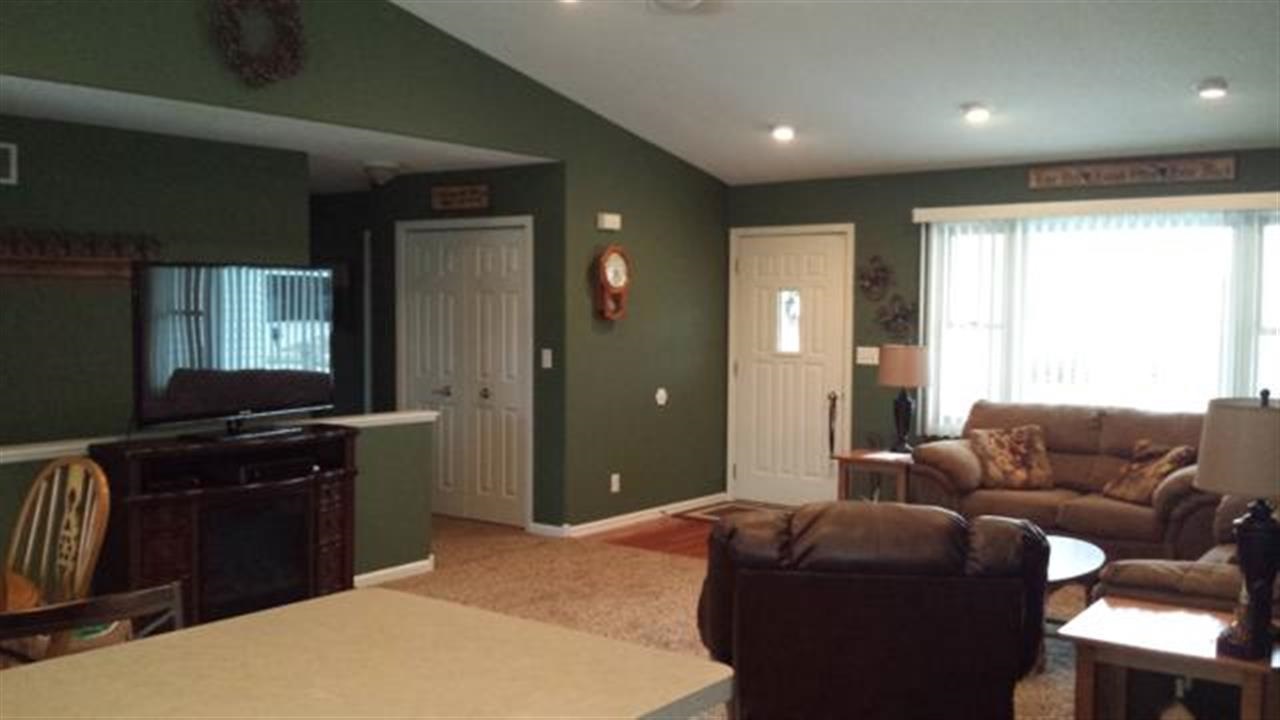 977 Highfield Ct, Middlebury, IN 46540 photo 9