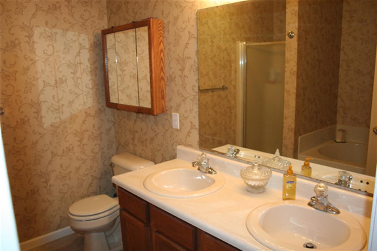 1628 Bear Claw Ln, Fort Wayne, IN 46845 photo 12