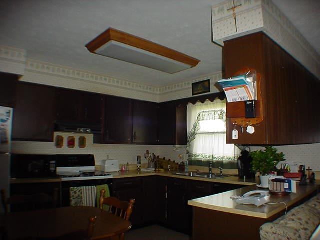404 W South St, Boswell, IN 47921 photo 8