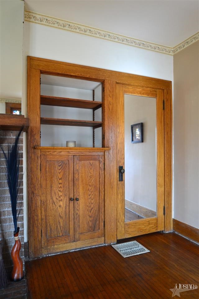 308 S Seminole Cir, Fort Wayne, IN 46807 photo 7