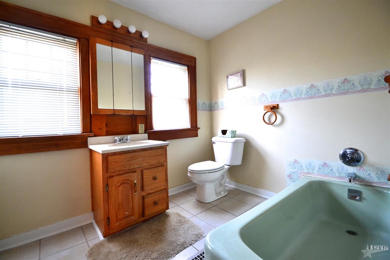 308 S Seminole Cir, Fort Wayne, IN 46807 photo 21