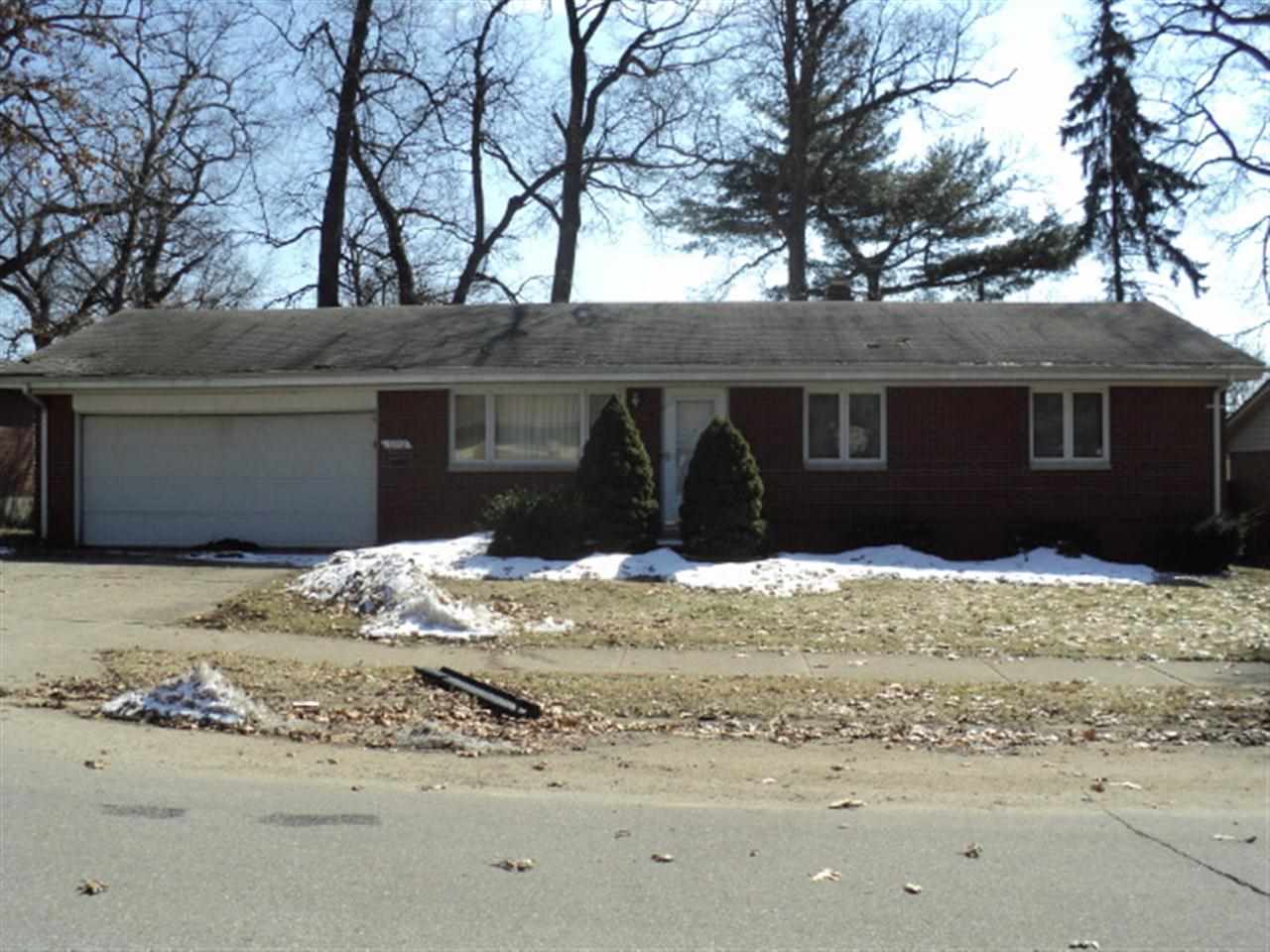 3712 Brentwood Dr, South Bend, IN 46628 photo 1