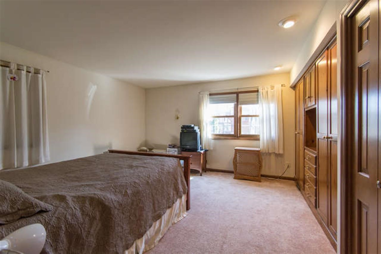 2713 E Rock Creek Ct, Bloomington, IN 47401 photo 13