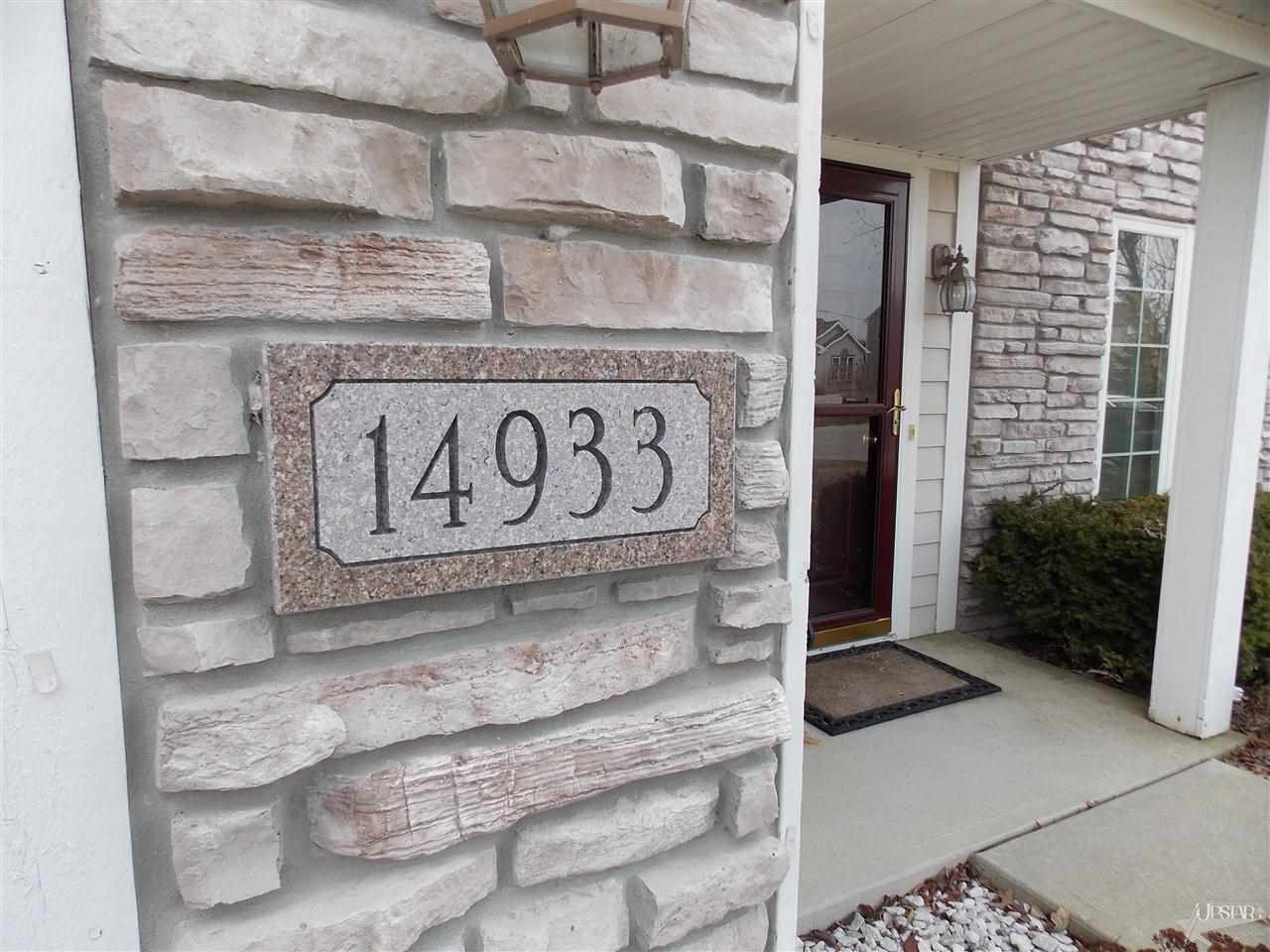 14933 Brittwood Ct, Fort Wayne, IN 46814 photo 2