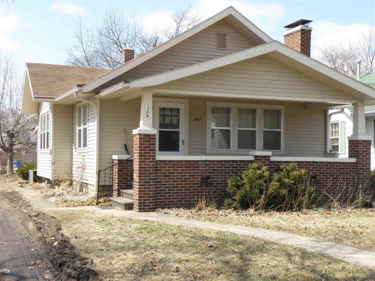 1309 S 8th St, Goshen, IN 46526 photo 1