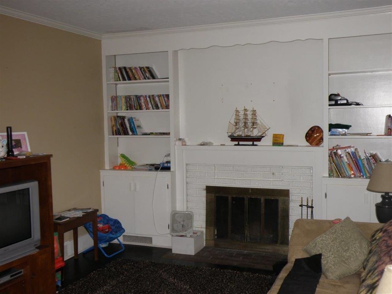 1309 S 8th St, Goshen, IN 46526 photo 4