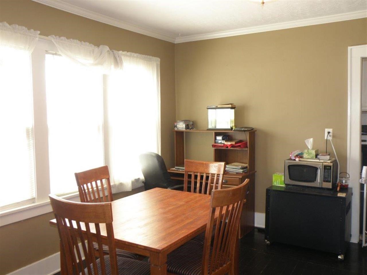 1309 S 8th St, Goshen, IN 46526 photo 9