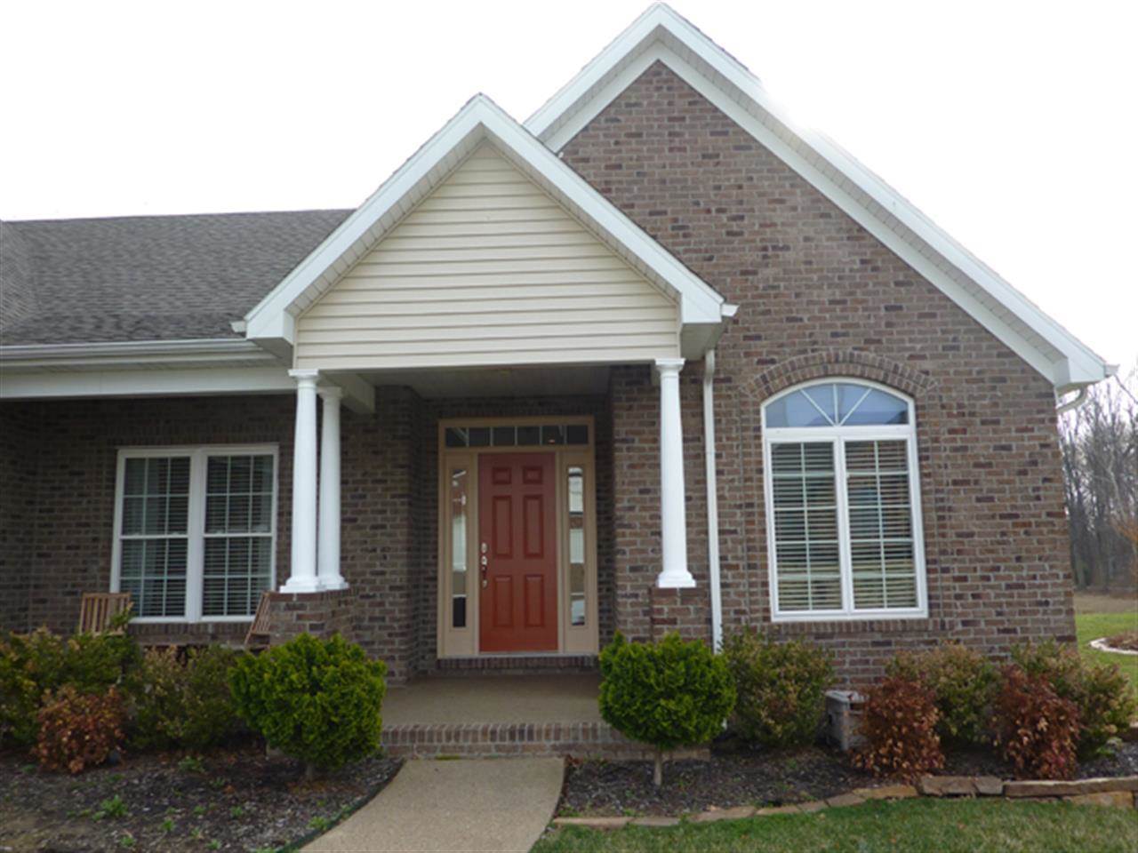 8949 Windham Ct, Evansville, IN 47725 photo 2