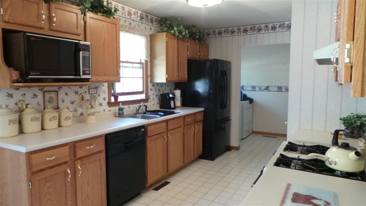 52078 Jesse Ct, Granger, IN 46530 photo 7