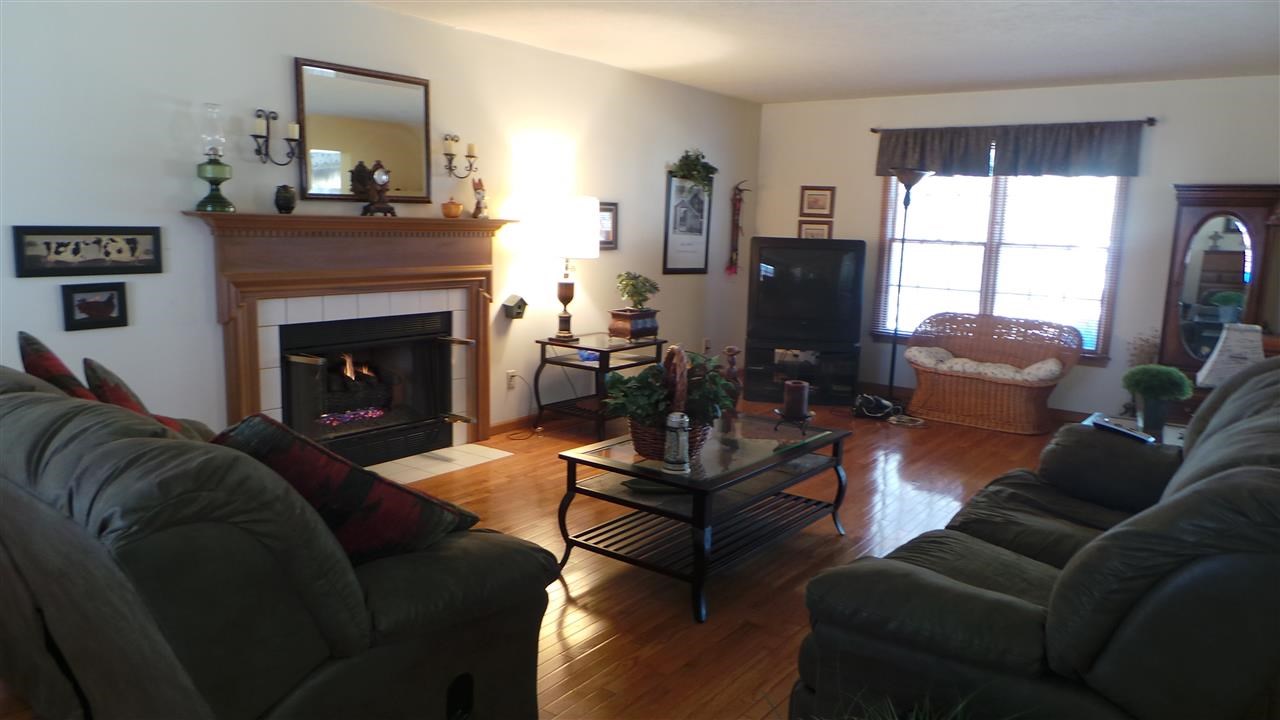 52078 Jesse Ct, Granger, IN 46530 photo 3