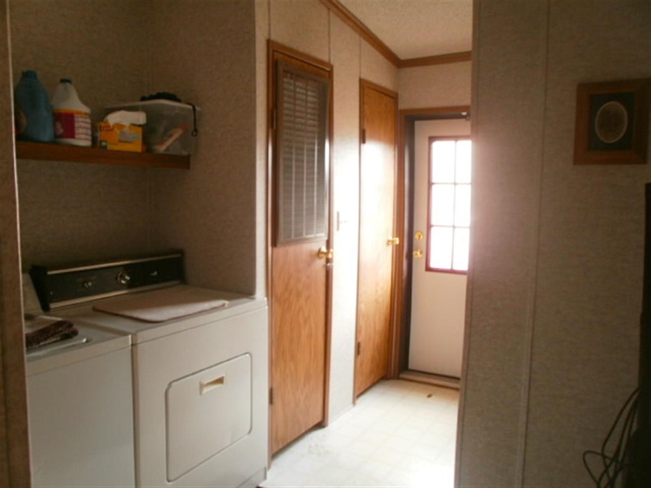 841 S 250 E, Winona Lake, IN 46590 photo 15