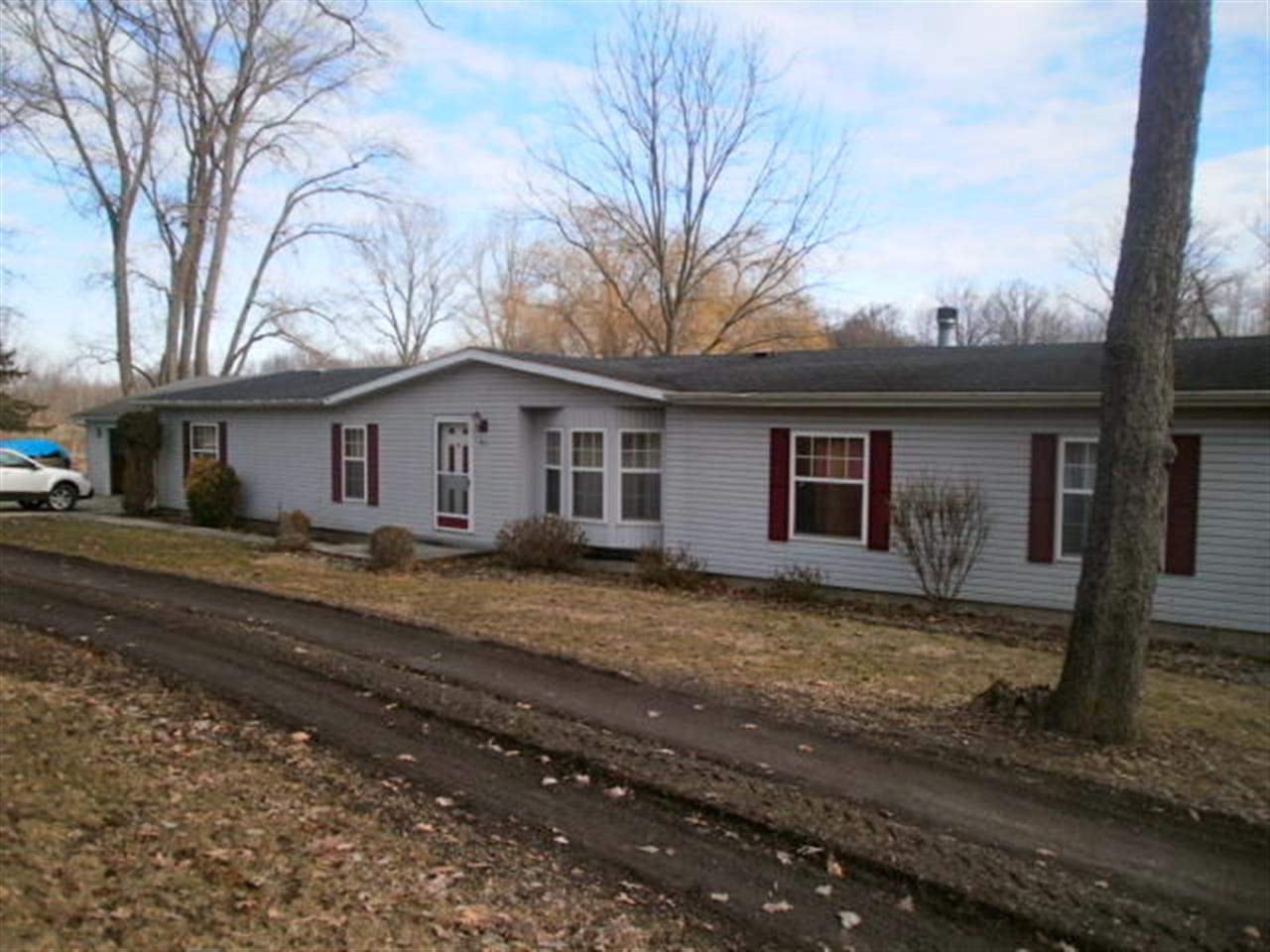 841 S 250 E, Winona Lake, IN 46590 photo 2