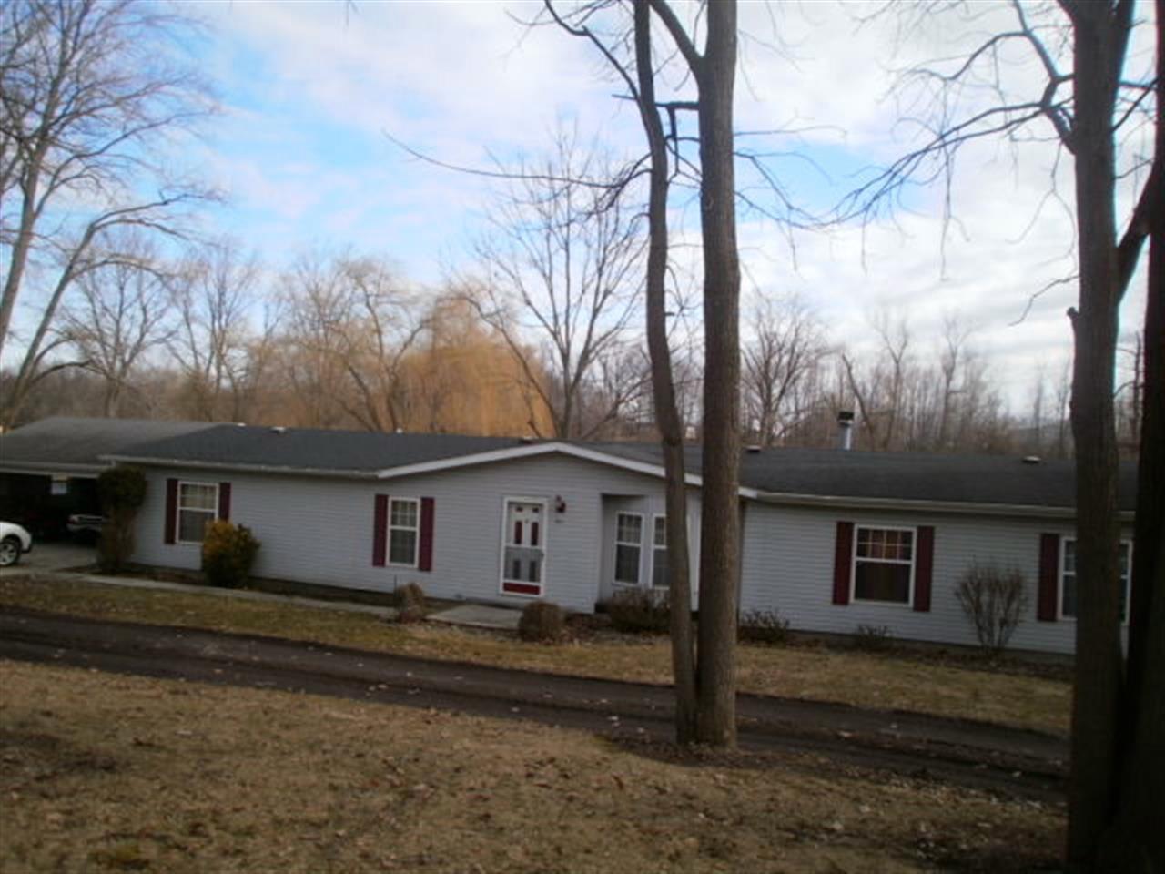 841 S 250 E, Winona Lake, IN 46590 photo 3