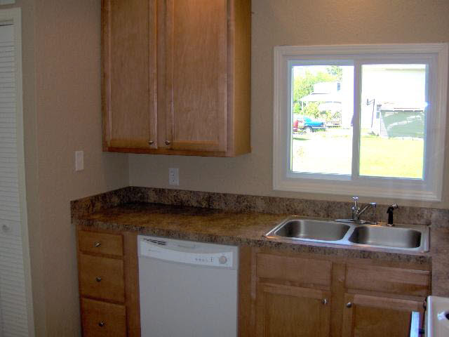 115 E Orange St, Cromwell, IN 46732 photo 2