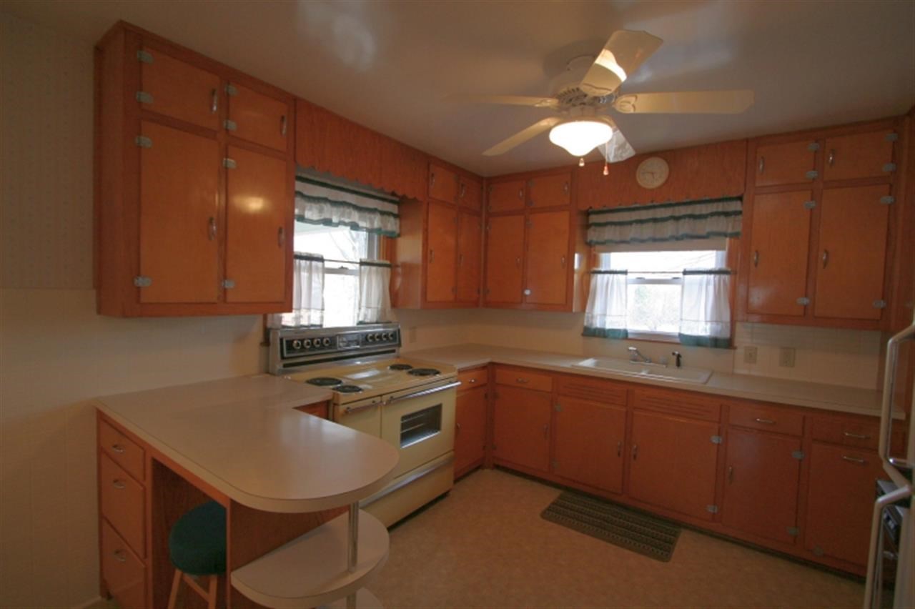 702 Church Ave, Jasper, IN 47546 photo 5