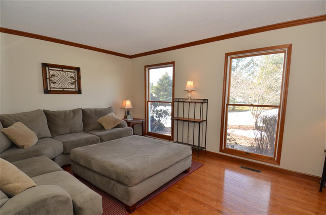 15215 Roswell Ct, Granger, IN 46530 photo 12