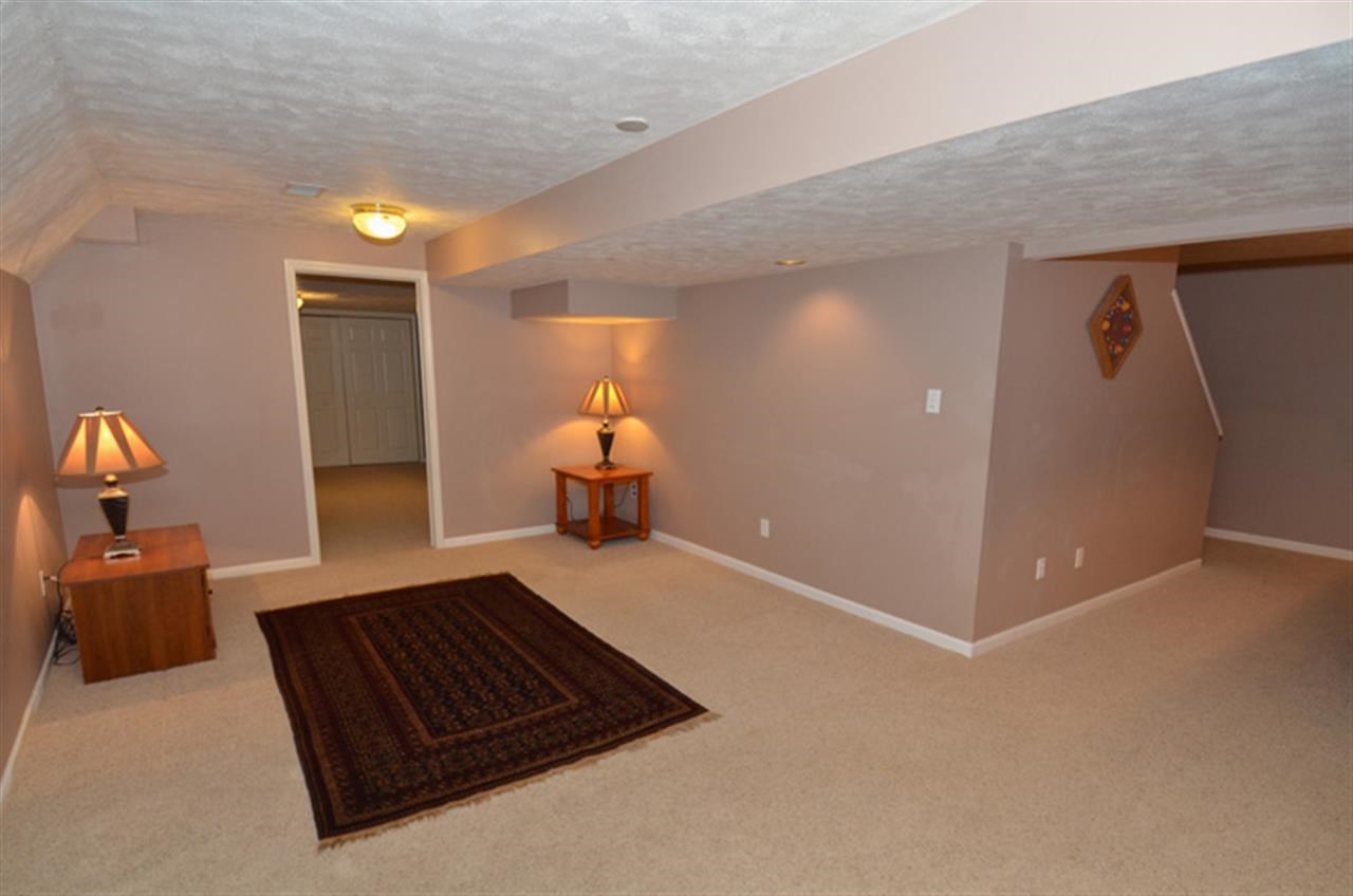 15215 Roswell Ct, Granger, IN 46530 photo 23