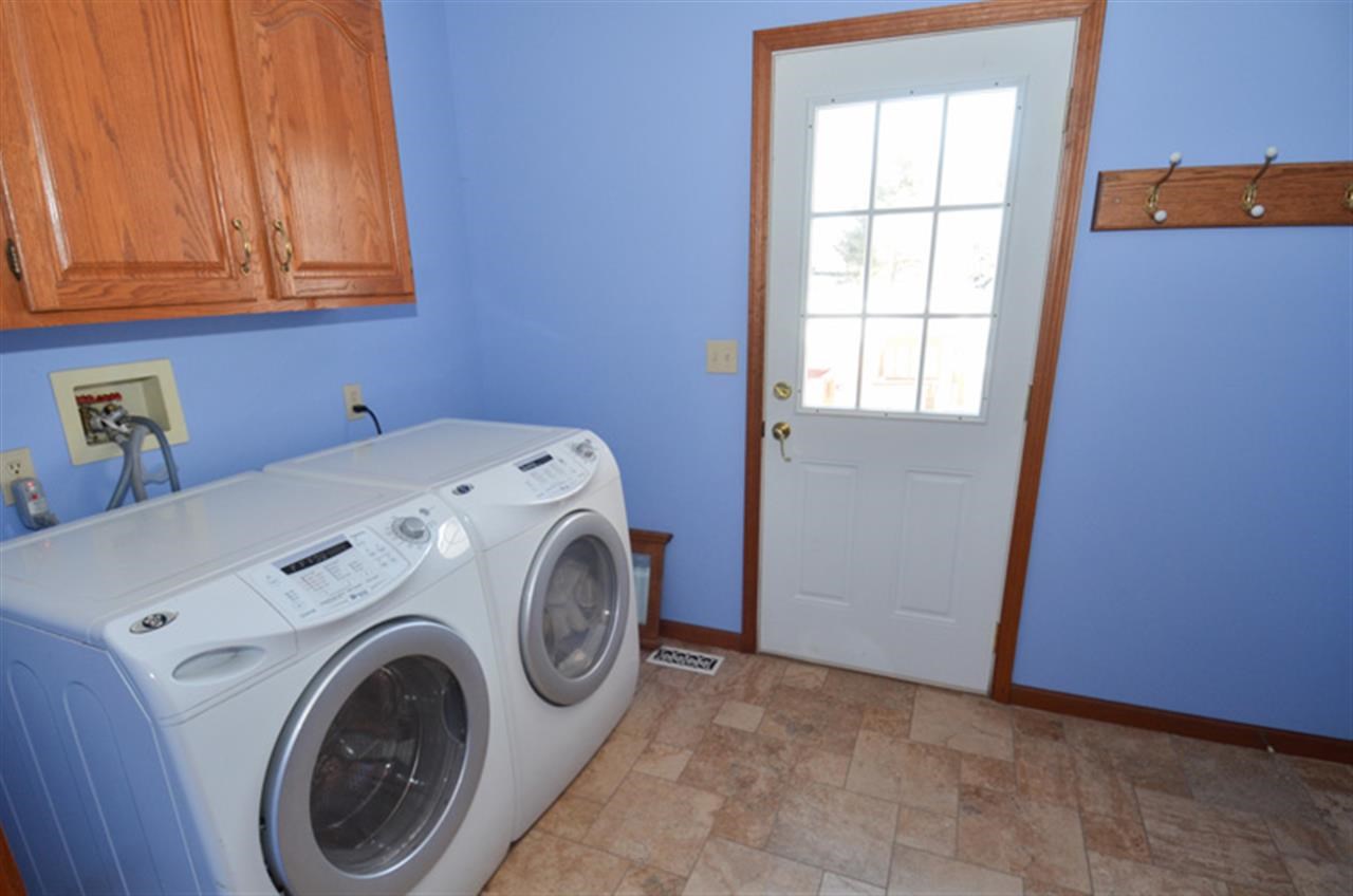 15215 Roswell Ct, Granger, IN 46530 photo 25