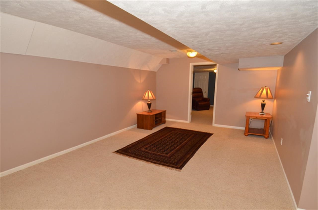 15215 Roswell Ct, Granger, IN 46530 photo 6