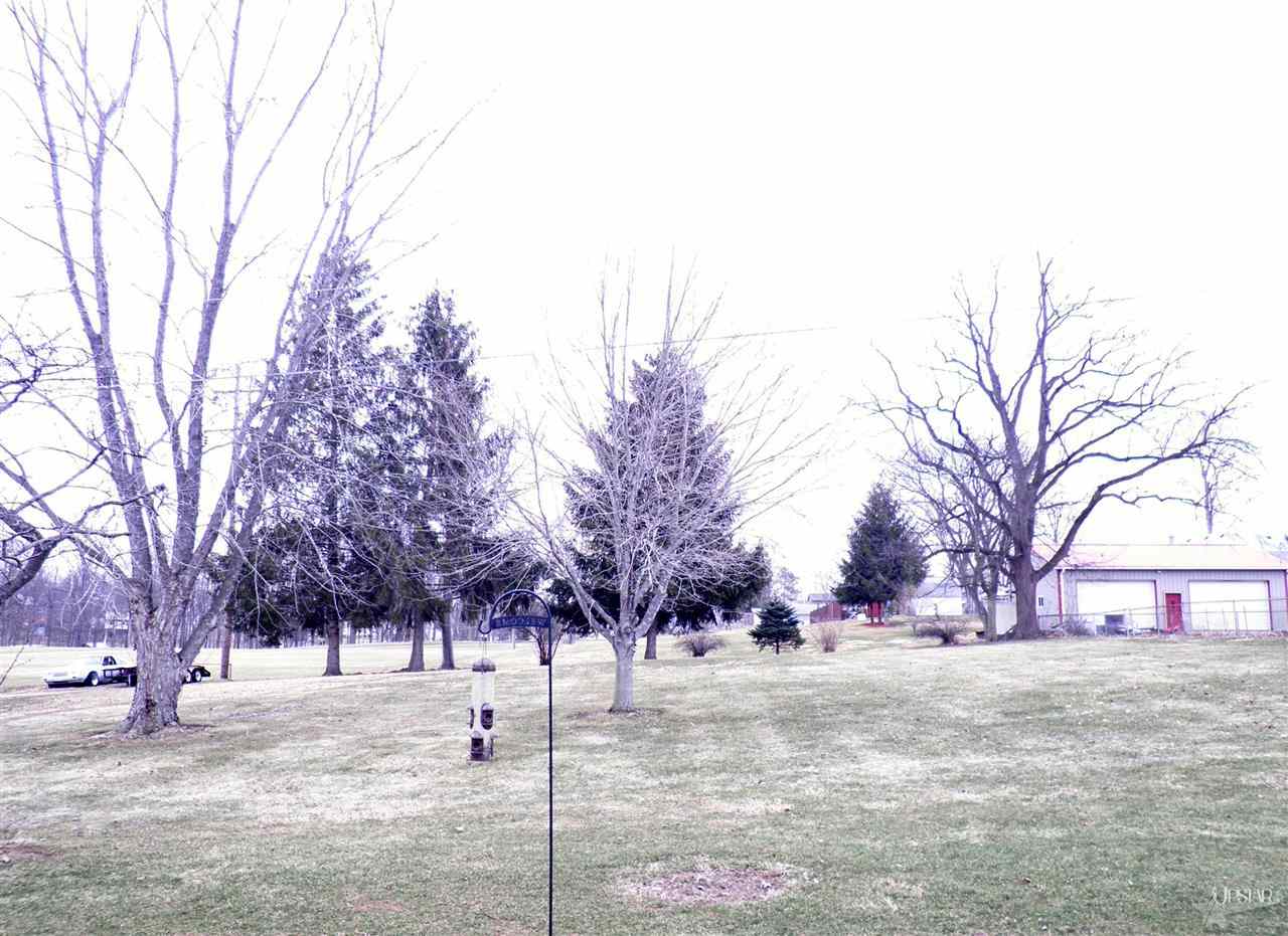 133 Western Ave, Roanoke, IN 46783 photo 3