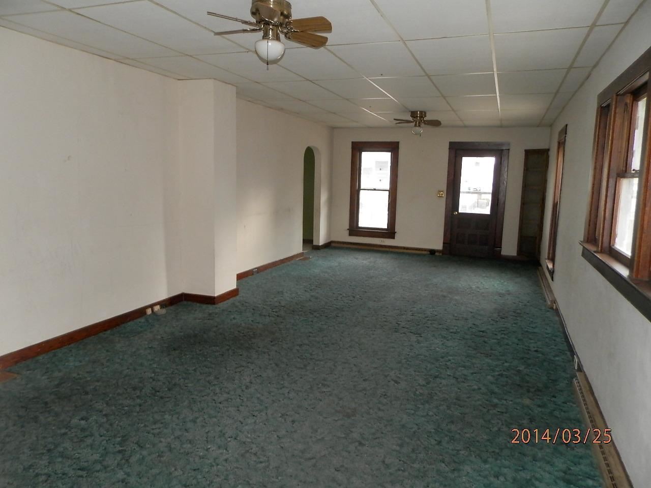 217 Lisle St, Kendallville, IN 46755 photo 7