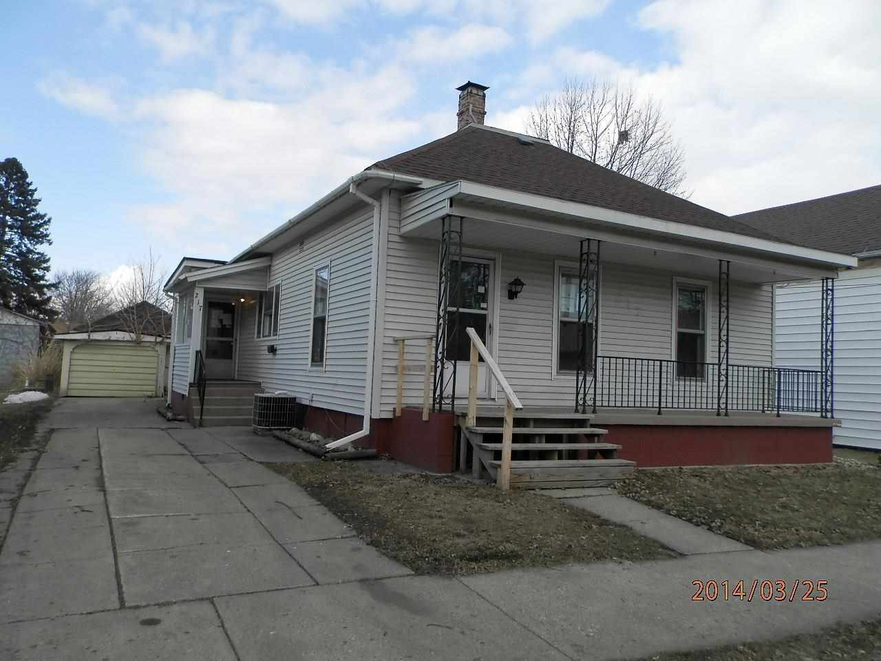 217 Lisle St, Kendallville, IN 46755 photo 17