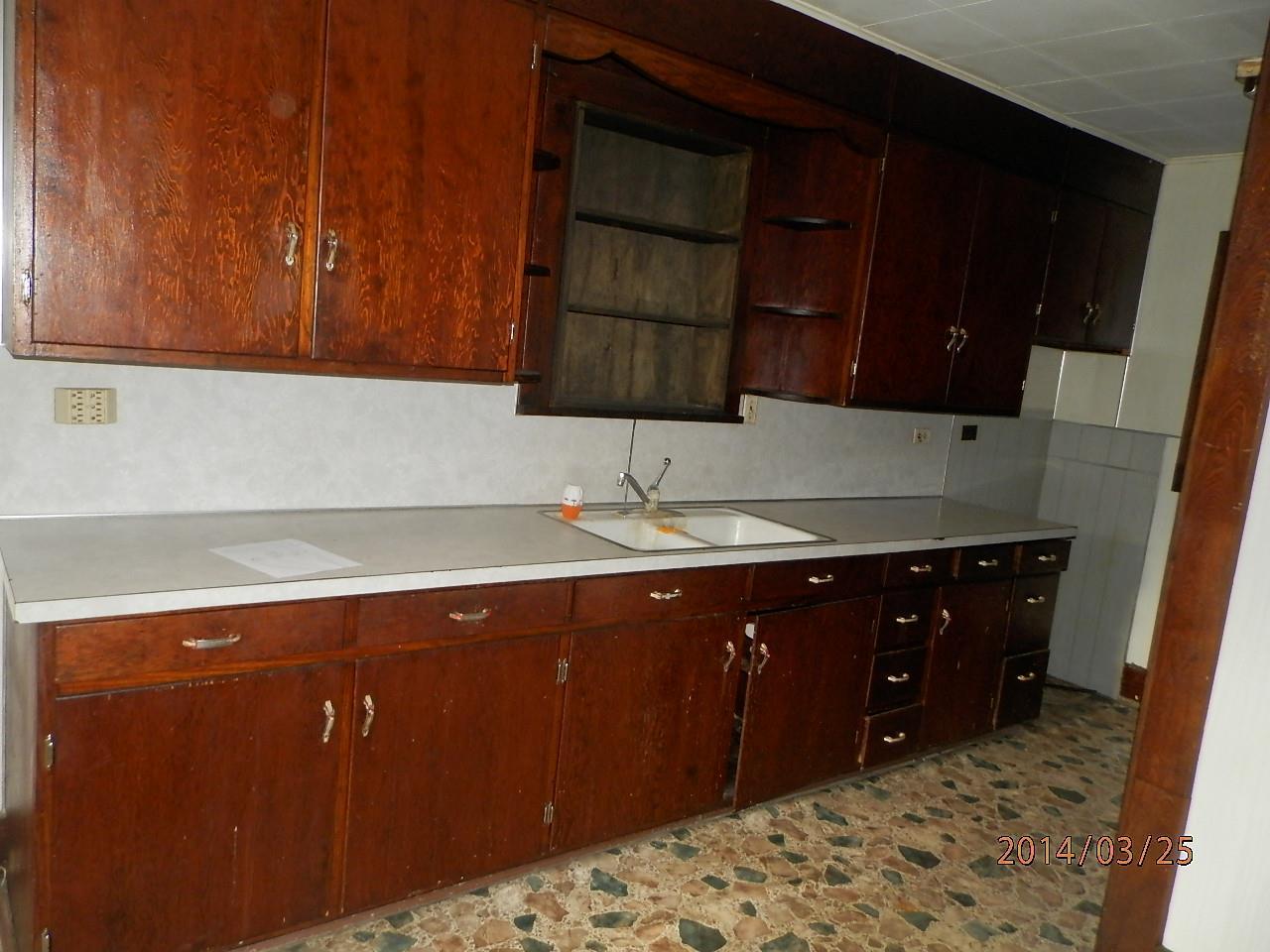 217 Lisle St, Kendallville, IN 46755 photo 12