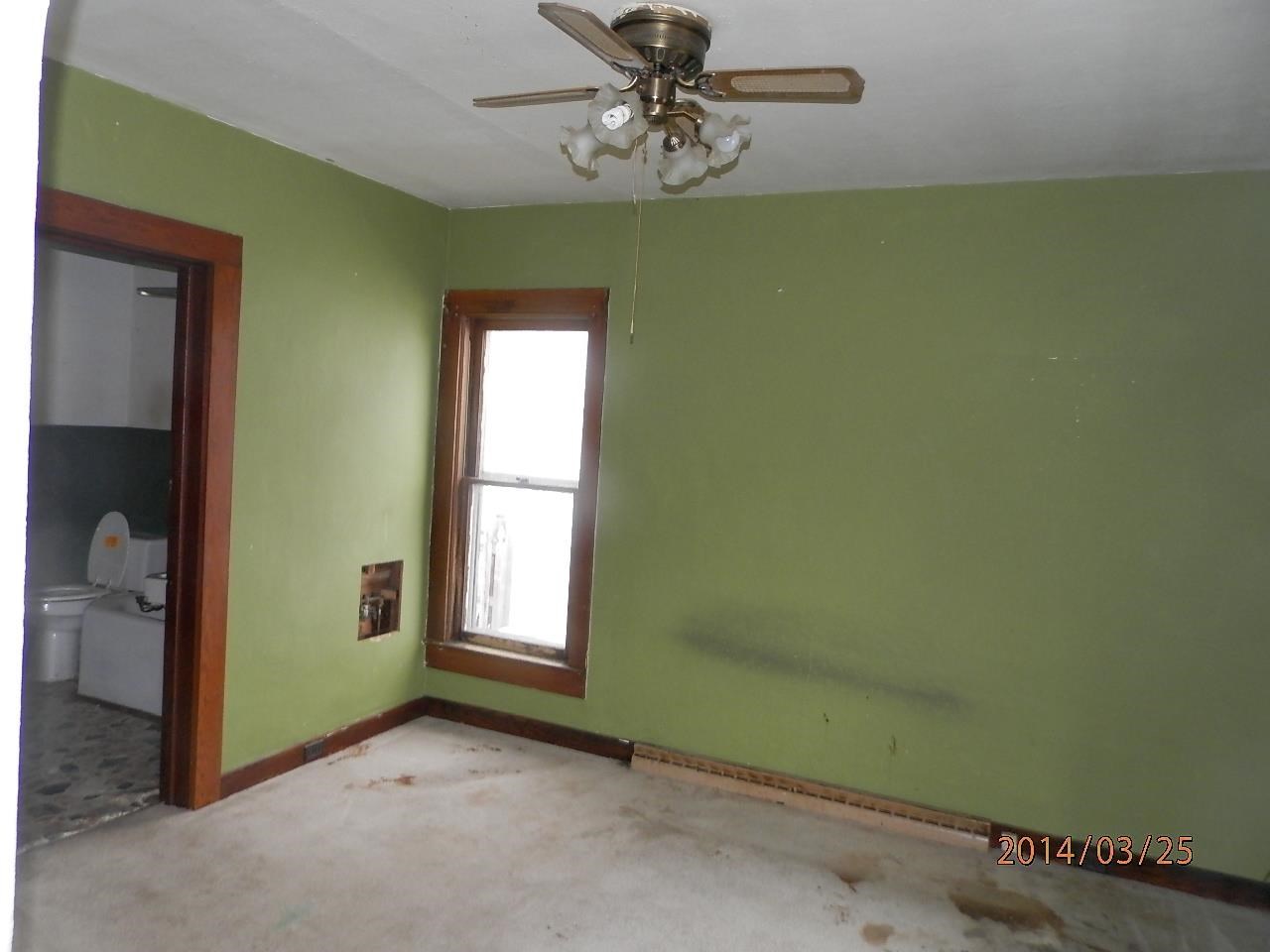 217 Lisle St, Kendallville, IN 46755 photo 10