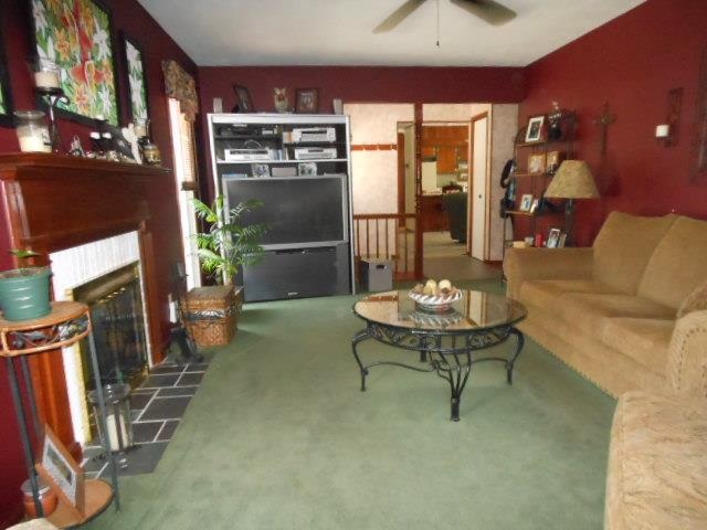 335 Laramie Ln, Kokomo, IN 46901 photo 2