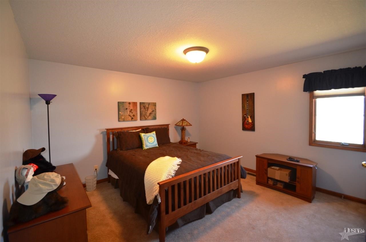 1615 Brook Ct, Ossian, IN 46777 photo 24