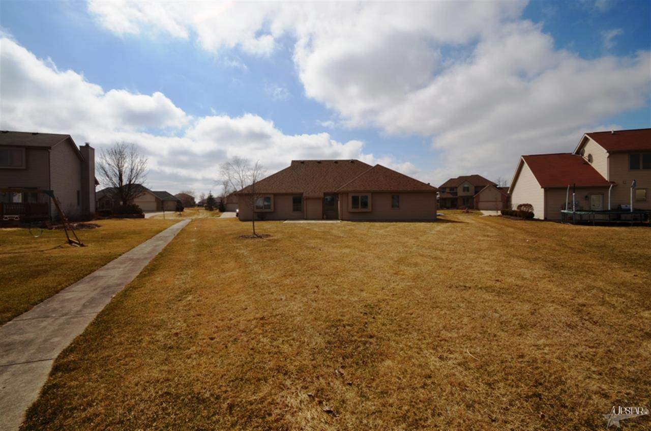 1615 Brook Ct, Ossian, IN 46777 photo 29