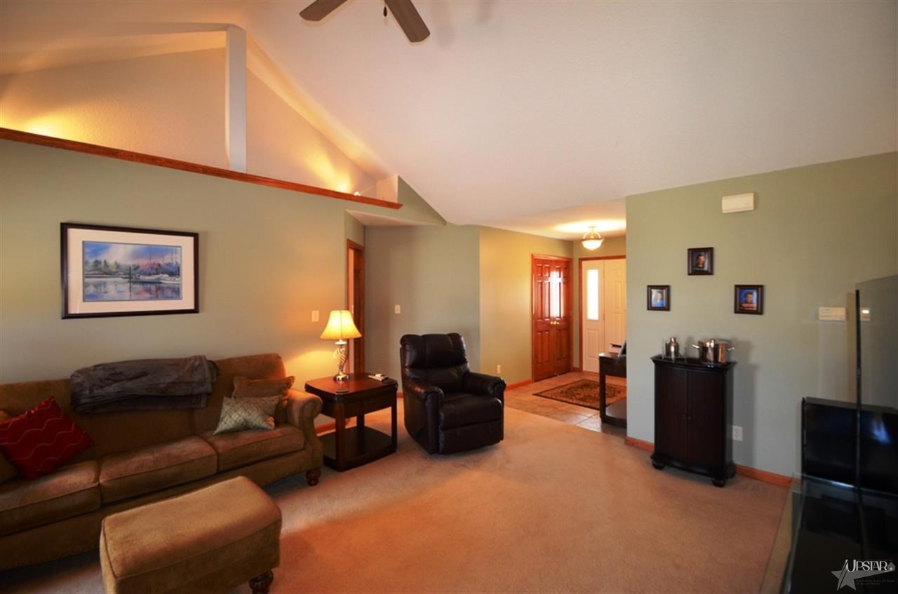 1615 Brook Ct, Ossian, IN 46777 photo 12