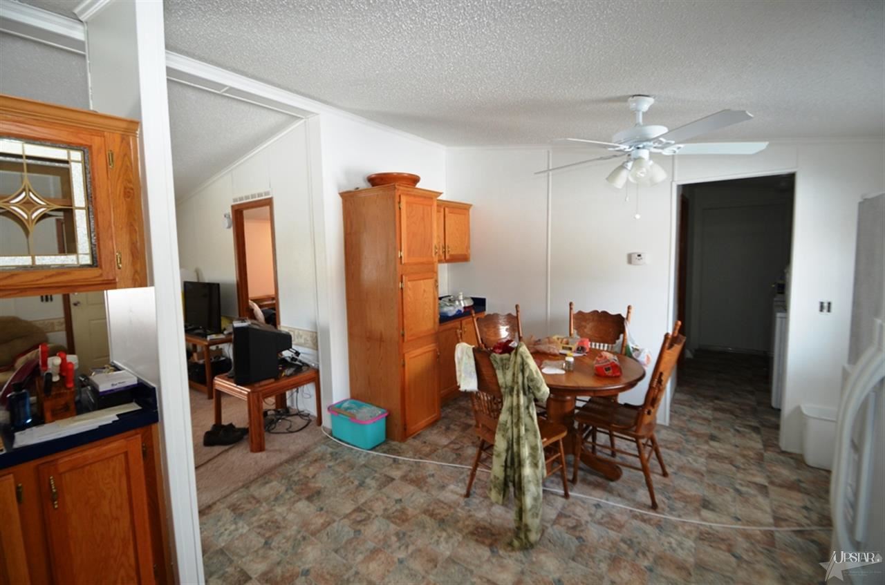 503 E Hanna St, Columbia City, IN 46725 photo 10