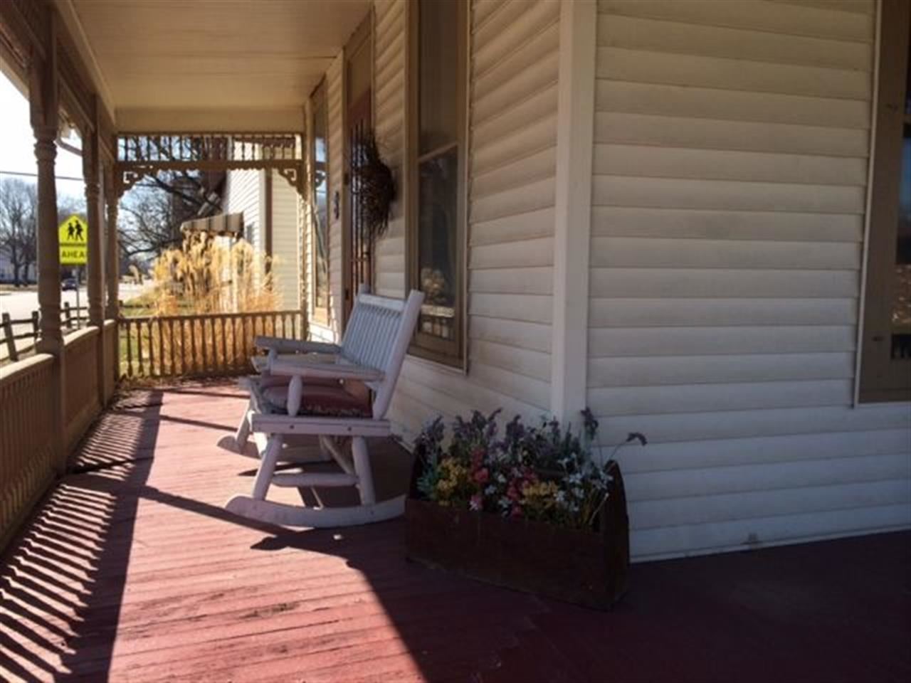 56 W Main St, Rossville, IN 46065 photo 2