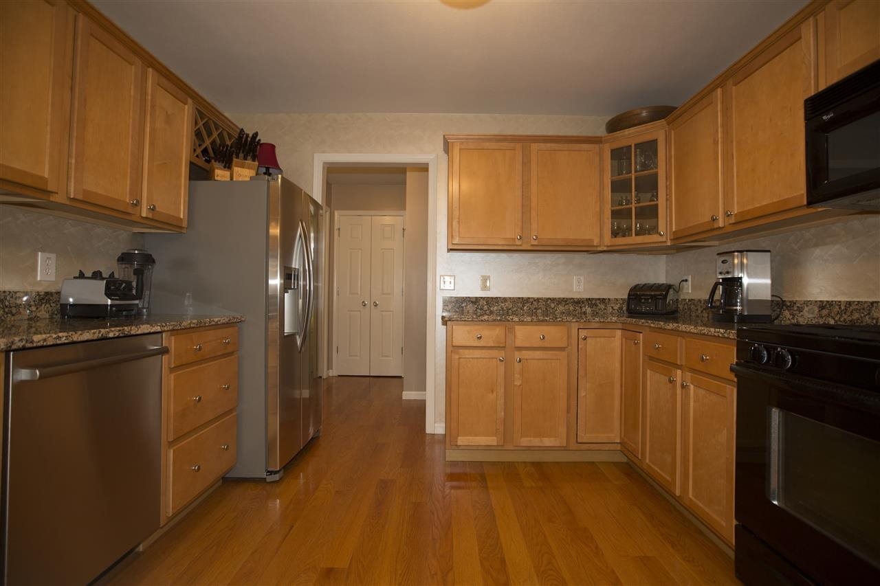 5717 Yellow Wood Dr, South Bend, IN 46614 photo 9