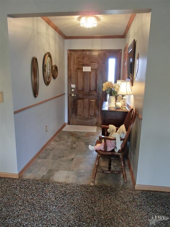 8005 Pebble Creek Pl, Fort Wayne, IN 46835 photo 2