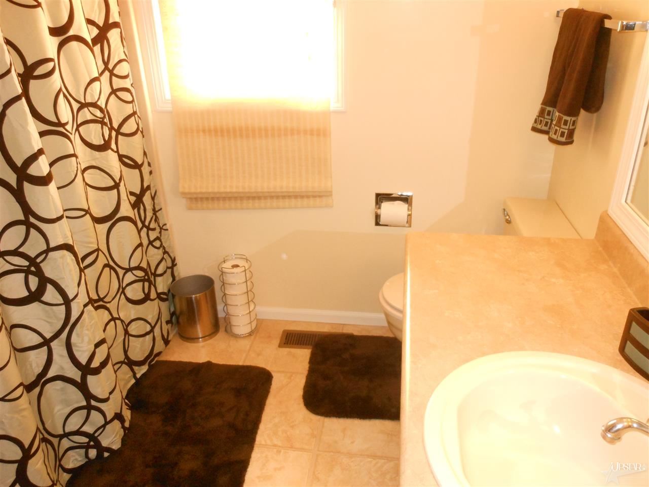 3805 Oakhurst Dr, Fort Wayne, IN 46815 photo 7
