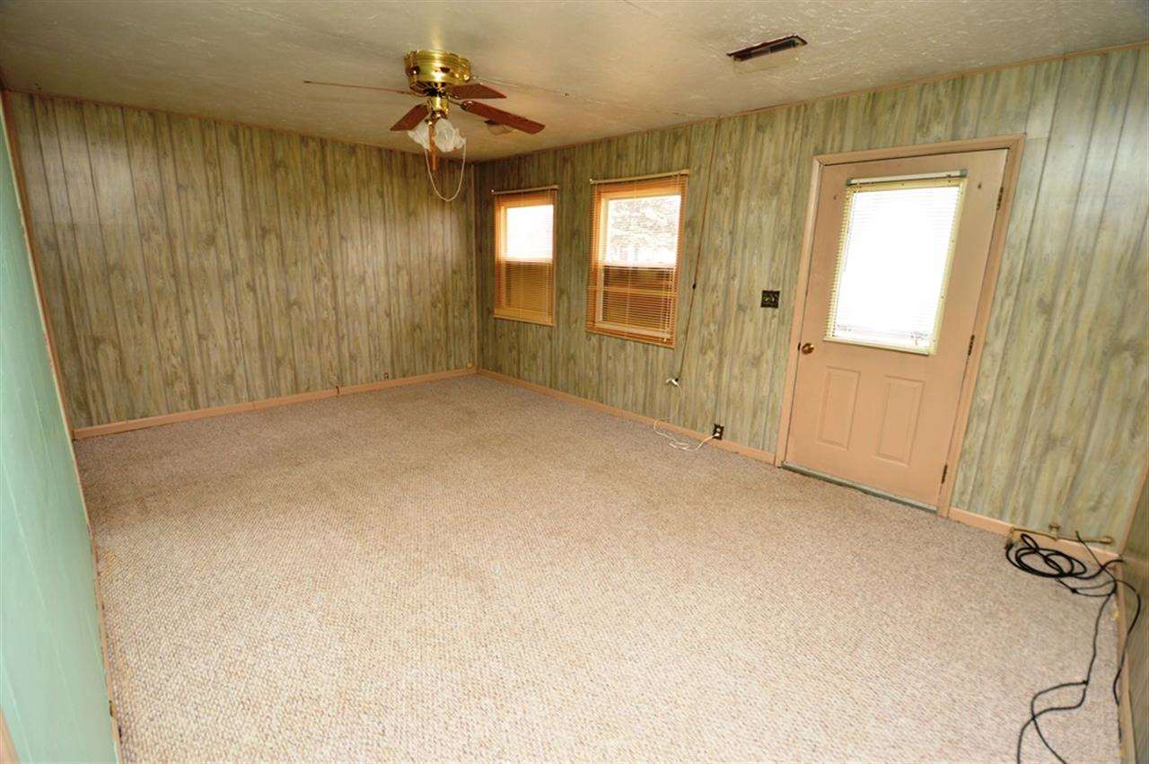 1700 E Washington St, Frankfort, IN 46041 photo 3