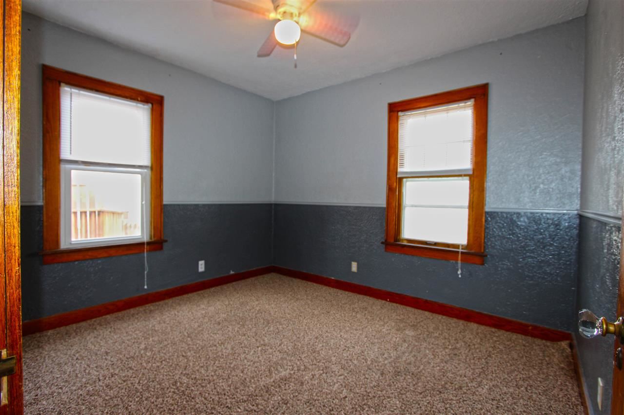 1514 Strong Ave, Elkhart, IN 46514 photo 13